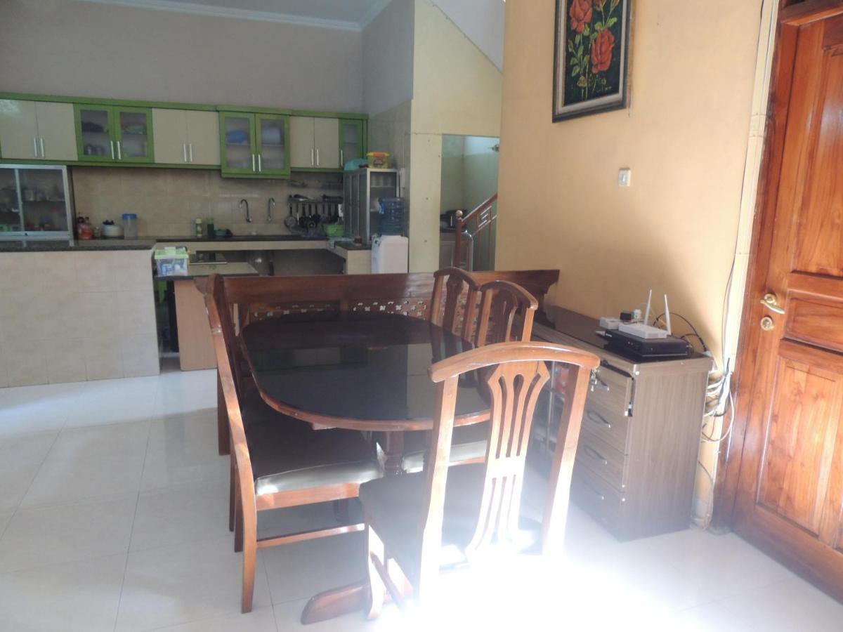 Shabrina Homestay Syariah Kalasan Экстерьер фото