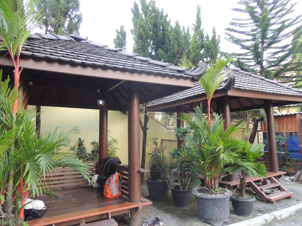Shabrina Homestay Syariah Kalasan Экстерьер фото